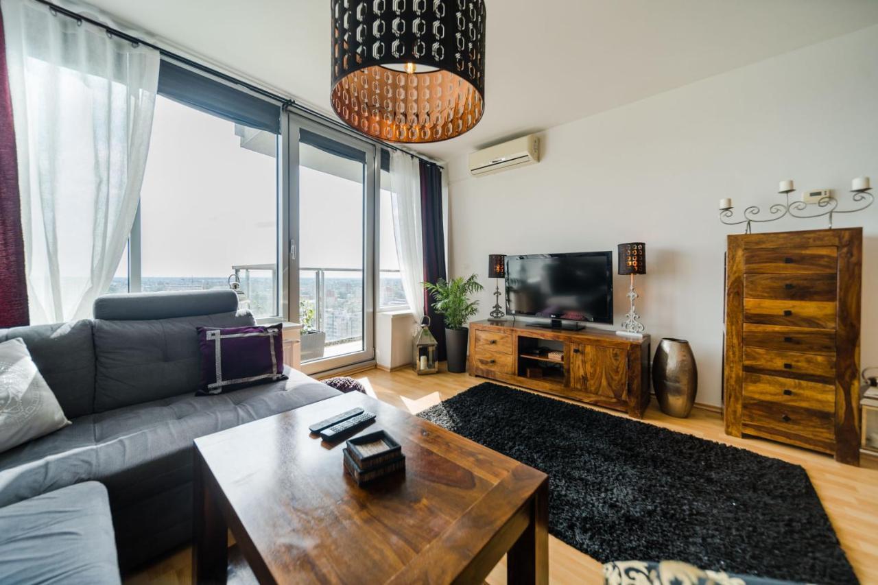 Comfy Condo On The 20Th Floor & Free Parking Bratislava Exterior foto